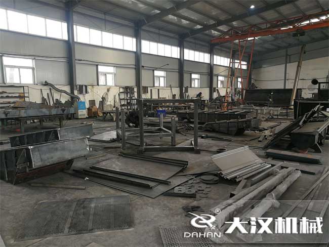 振動(dòng)直線(xiàn)篩分機(jī)